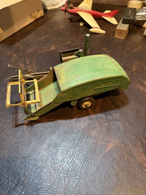 Keenan Elliott antique auction 8-29-2026