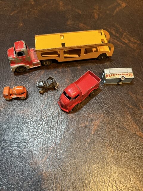 Keenan Elliott antique auction 8-29-2026