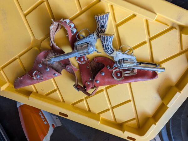 Keenan Elliott antique auction 8-29-2026