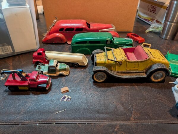 Keenan Elliott antique auction 8-29-2026