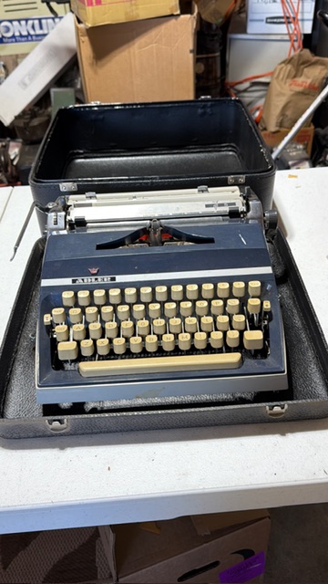 Keenan Elliott antique auction 7-29-2026