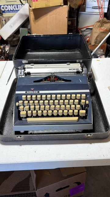 Keenan Elliott antique auction 8-29-2026