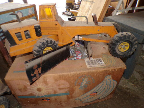 Estate Auction 9-12-2026